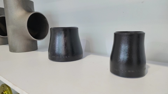 Light Oiled Carbon Steel Concentric Reducer ANSI ASME 21mm To 1220mm