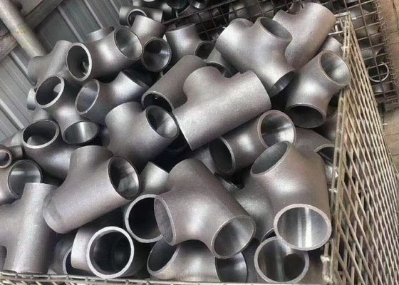 DIN2615 Carbon Steel Tee Sch20 Sch10 Dn15-Dn1200 STD Black Painting