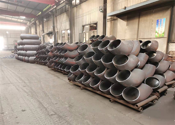 Carbon Steel Elbow Carbon Steel Seamless Butted Welding Large Sizes 24&quot;---48&quot; 90D LR Elbow Bevelend Black Painting